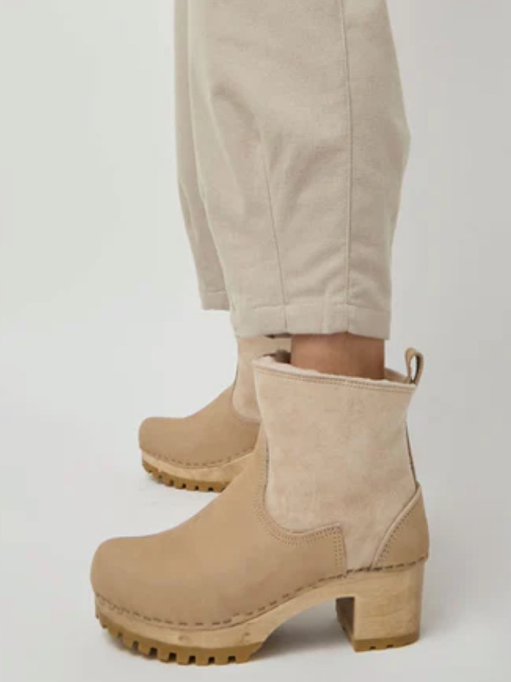 No. 6 5”Pull on Shearling Clog Boot on Mid Tread in Bone NWT